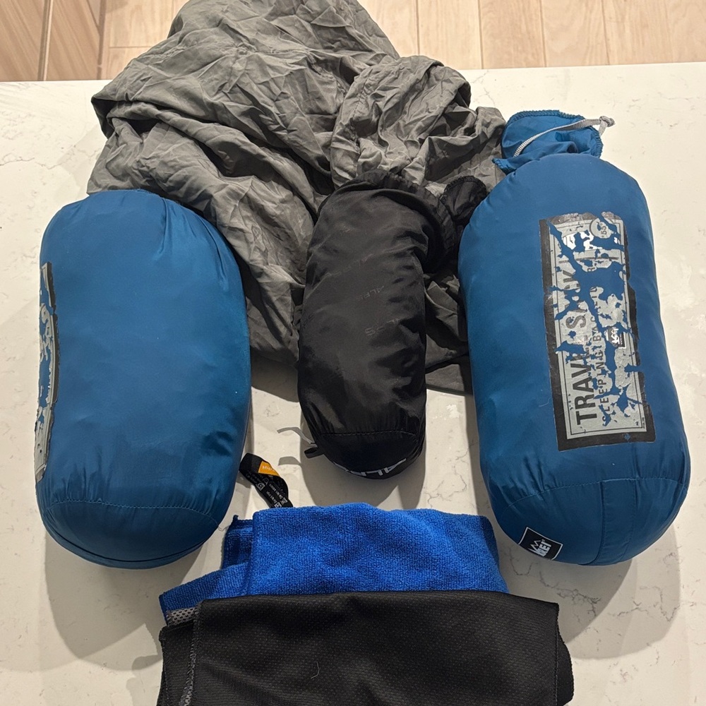 Camping stuff 2 Blue Packable Sleeping Bag / Stuff Sacks Set with towels + liner